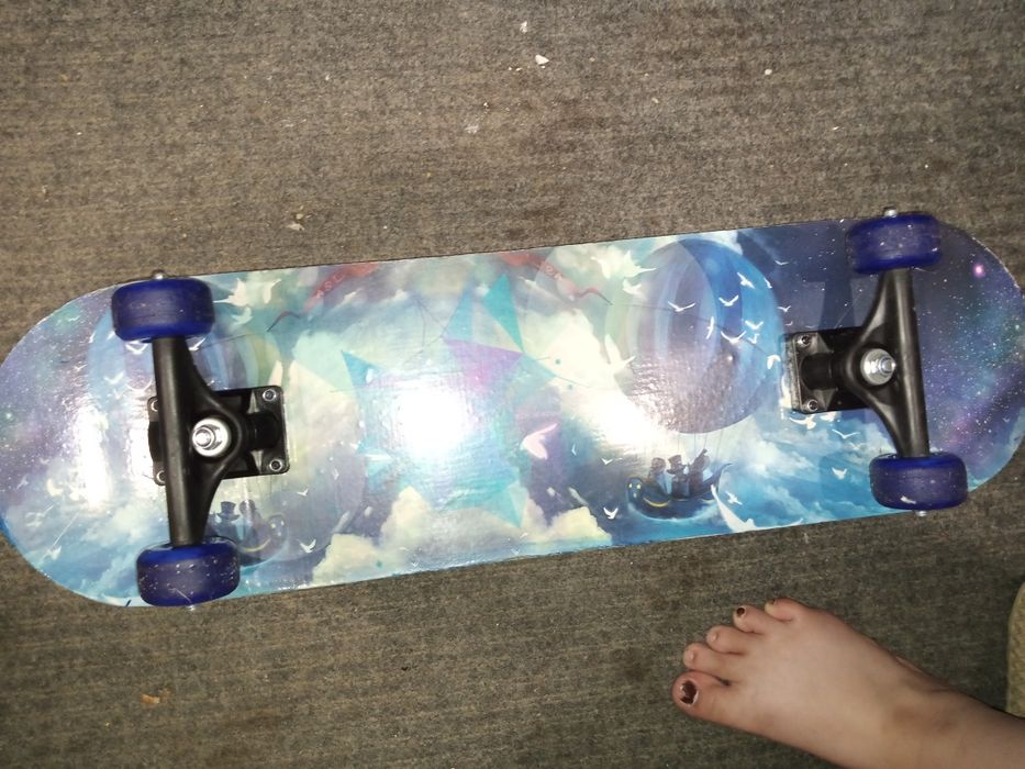Скейт борт  очень хорошый