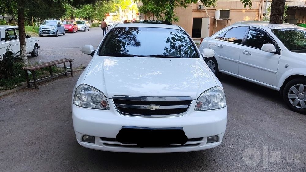 Lacetti sotiladi 3 paziciya