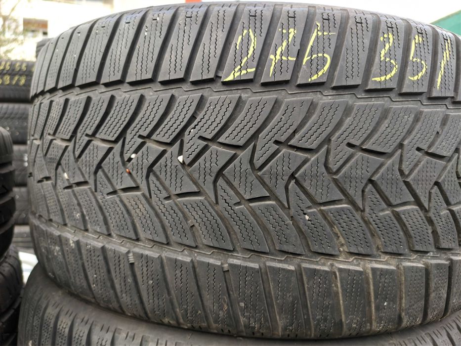 2бр Зимни гуми 275 35 19 - Dunlop