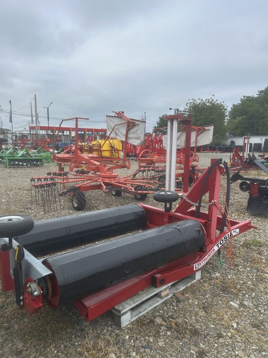 Infoliator Strumik cositoare . Grebla . Clesti baloti