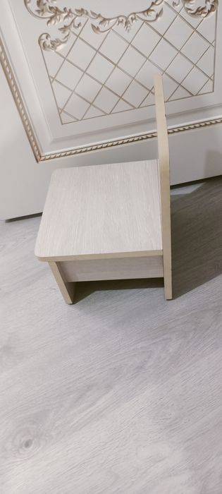 Продам детский стул