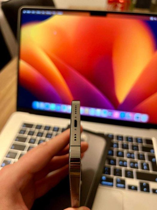 Продам iPhone 14 Pro Max 256 GB Space Black