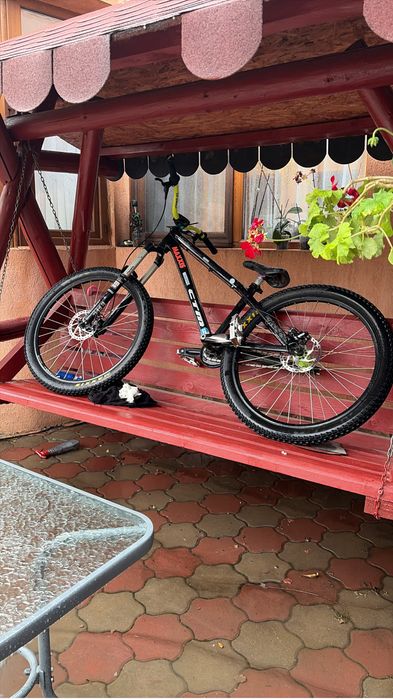 Bicicleta dirt jumper CTM