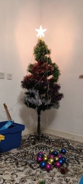 Ёлка искуственный