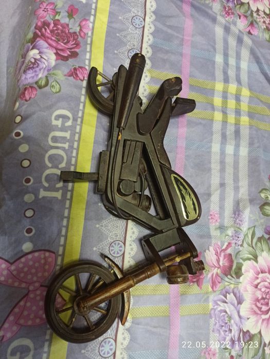 Мотоцикл из дерева