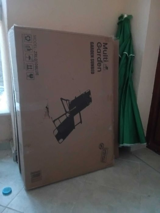 Продавам шезлонги