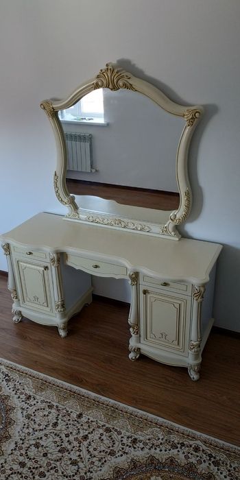 Спальная гарнитура