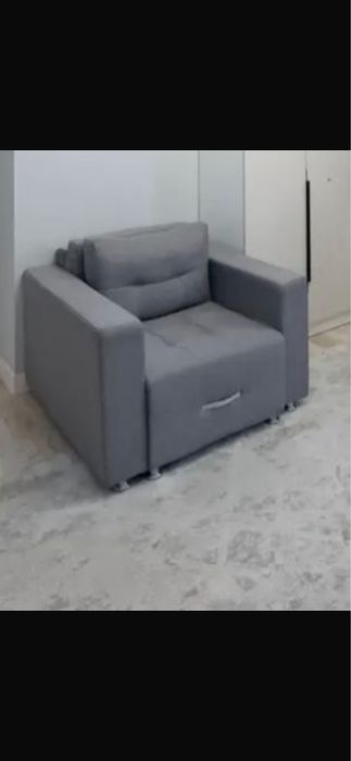 Продам кресло-кровать. Цена 35 тыс