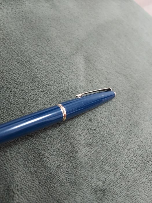 Stilou Parker Arrow penita aur 14k