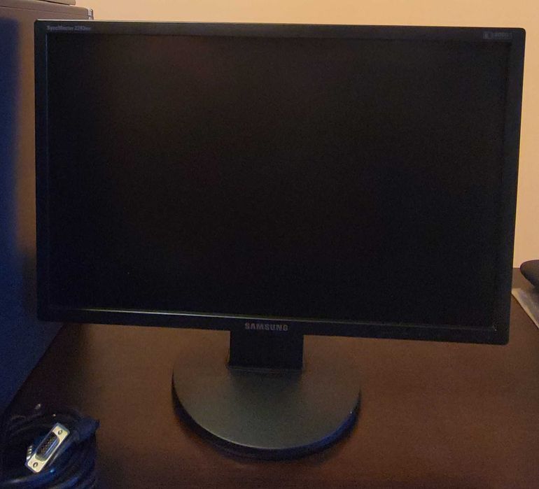 PC с монитор Samsung, 1ТB памет