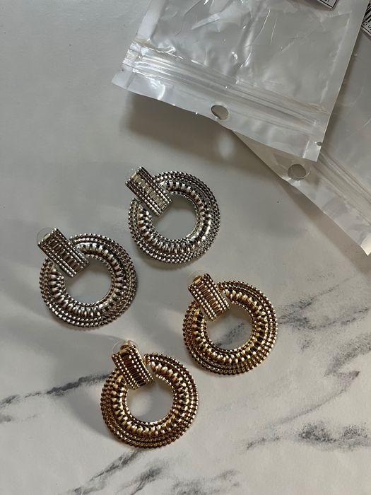 2 чифта Златисти и сребристи обеци