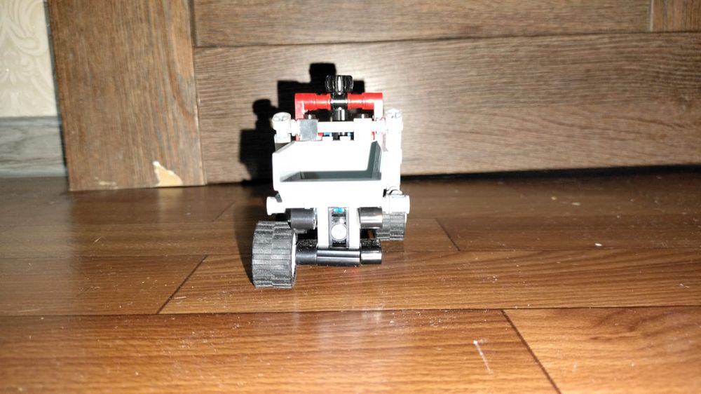 Продам Лего грузовик