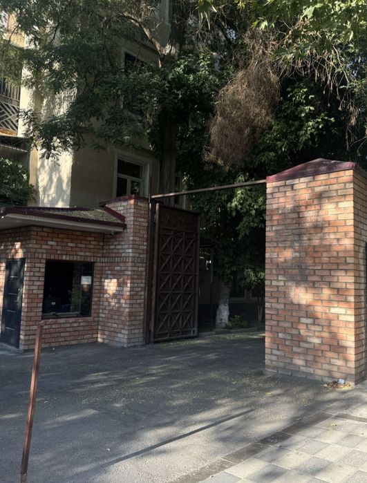 Продаётся квартира на Урде 2-ком/4/4 48м²без ремонта