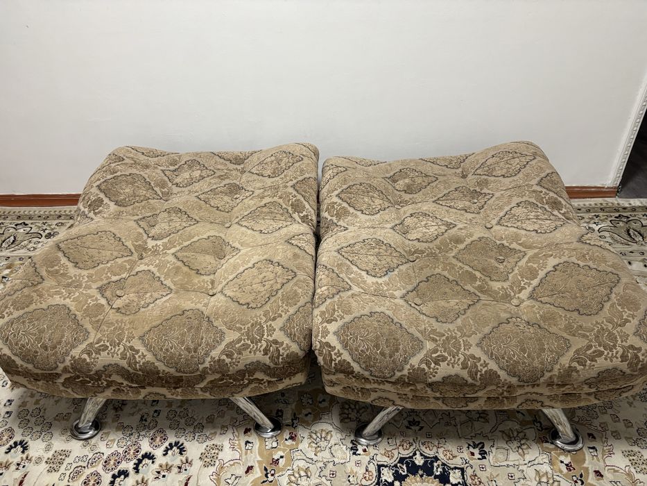 Продаются 2 раскладных кресла