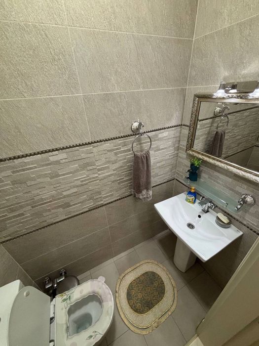 Мирабадский район