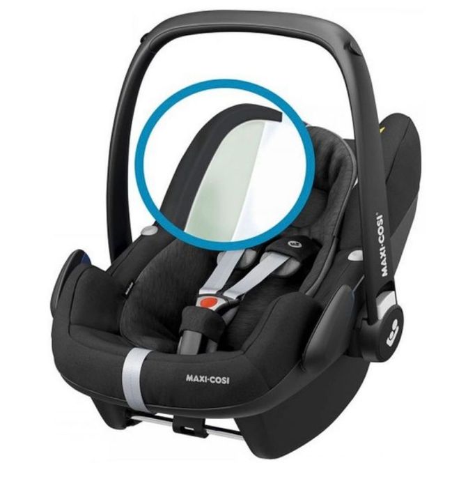 Стол за кола Maxi-Cosi Pebble Pro i-Size Essential Black
