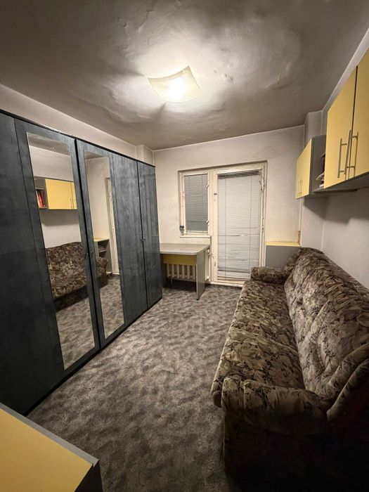 Apartament cu 4 camere-zona 100 Micalaca
