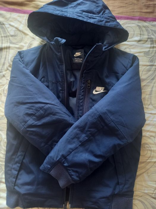 Geaca nike 10/12 ani