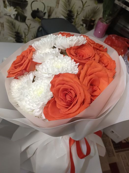 Продам цветы по 5000тг