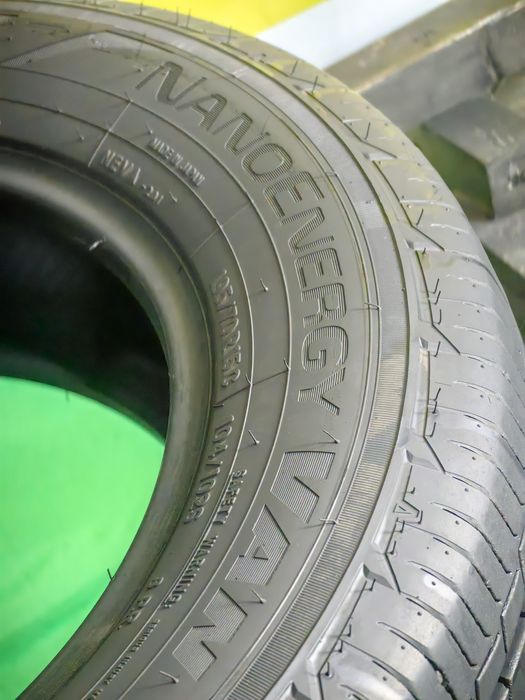 195/70R15C Toyo 2022 6,7-6,1mm stare foarte buna