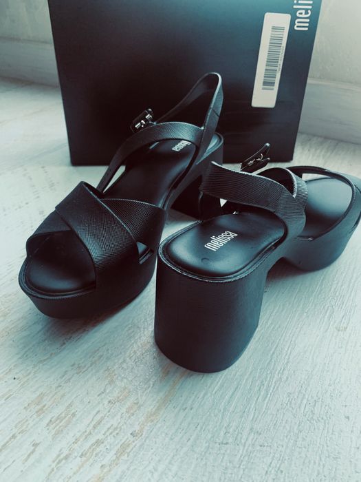 Сандали Melissa черни