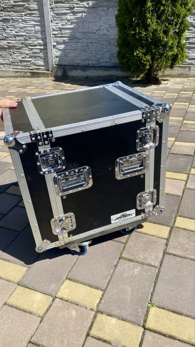 Rack case 10 U (Dynacord,fbt,rcf, L Acoustics)