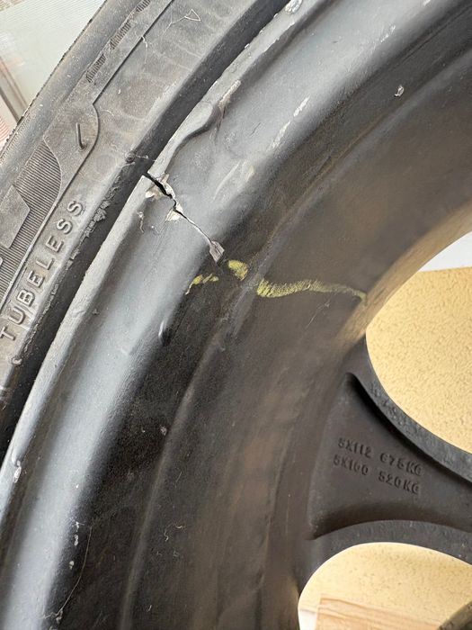 Vând jante GTI R18 5x112