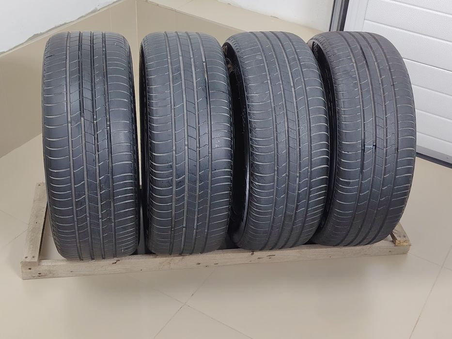 Шины 215/55/R17 KUMHO