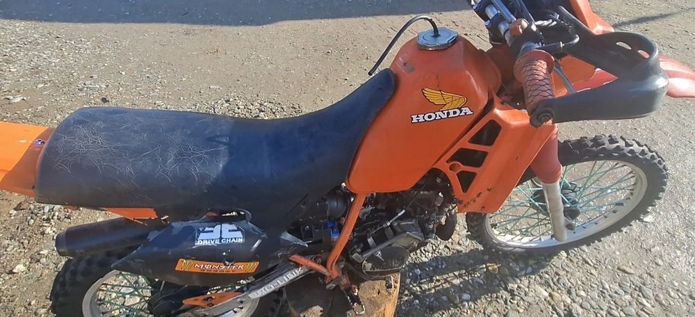Vând HONDA MTX 125