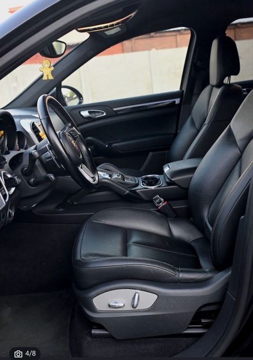 Porsche cayenne 2015