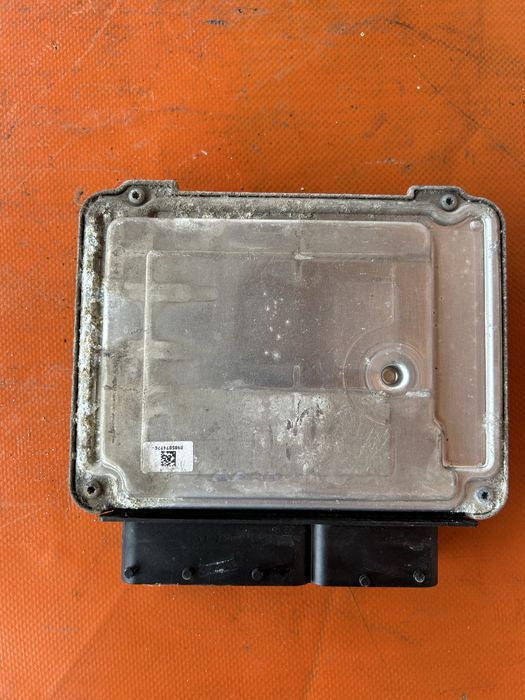 ECU Calculator motor VE Passat B7 Cod 03L907309AE
