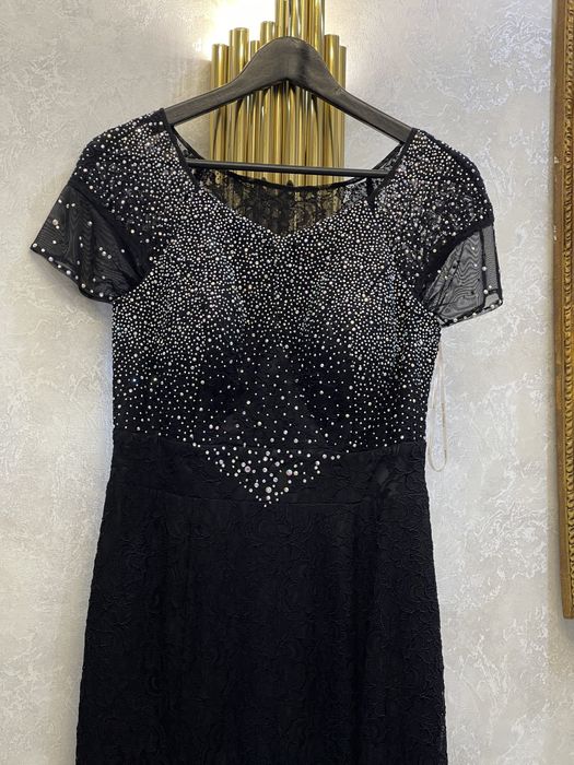 Вечерние платья