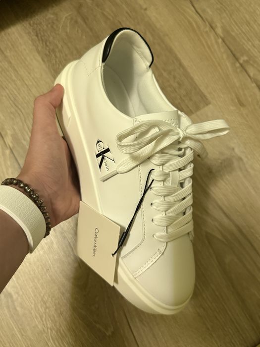 Calvin Klein обувки