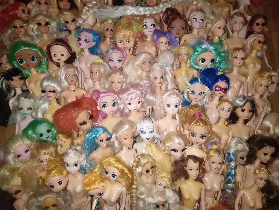 Переполненные мешки с Barbie Monster high