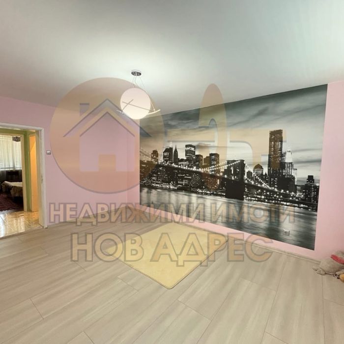 Продава се Четиристаен апартамент в Търговище, Център - 105 кв.м за 1477 €/кв.м - Снимка #4