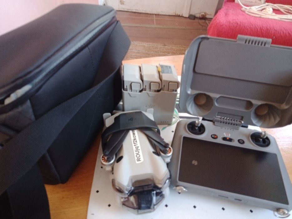 Pachet DJI mini 4 pro+Ochelari Xreal  Air2 Pro