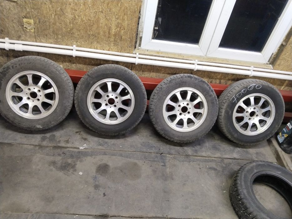 Продам 13 диски резина Нова диски ровные