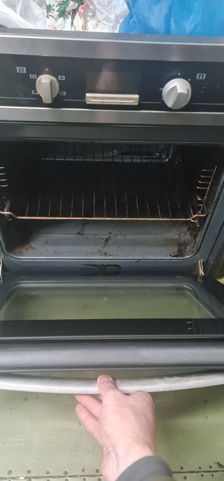 Cuptor electric incorporabil