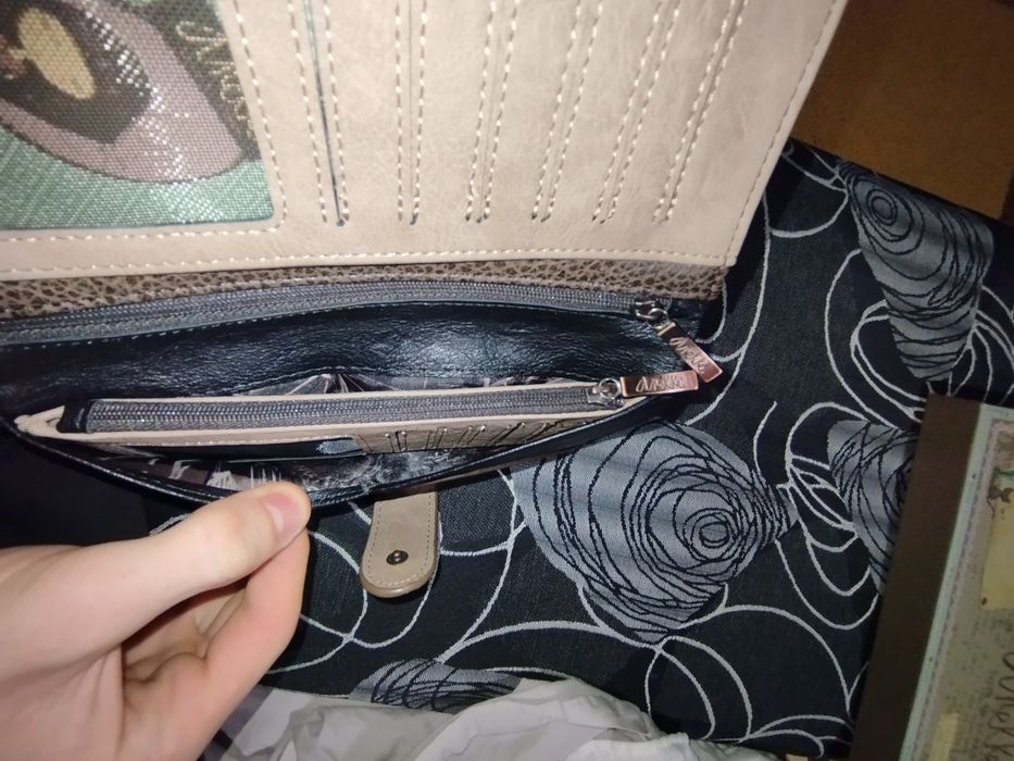 Портмоне  Anekke