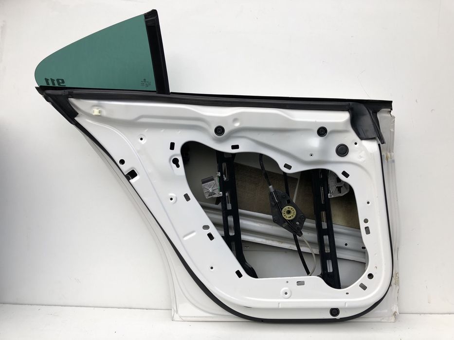 Usa st spate vw Passat CC ALB 2008-2012
