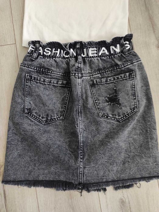 Дънкова пола нова