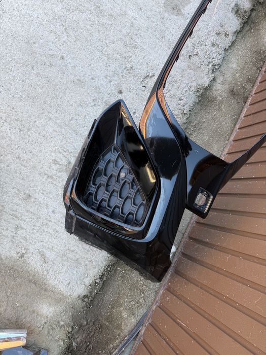 Bara fata Audi Q8 s line