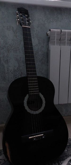 Гитара классическая