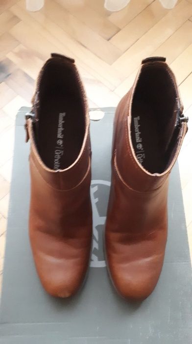 Боти Timberland номер 39.5 НОВА цена 55лв.