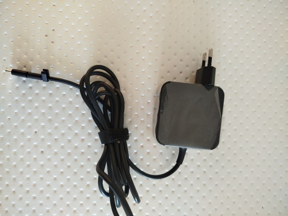 Ноутбук ASUS zenbook