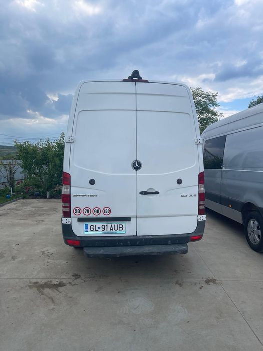 Vând Mercedes Sprinter