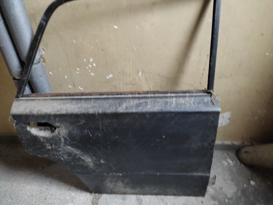 Врати за Лада 2103 и 2106