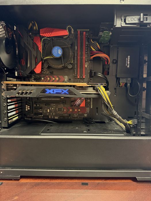 Геймърски компютър, full hd, Intel i5, amd rx480