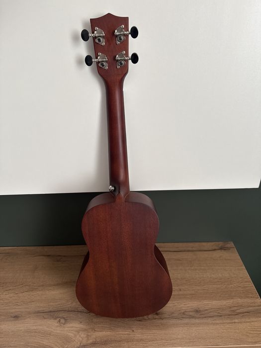 Музыкальный инструмент. Укулеле