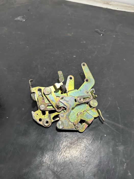 Broasca usa culisanta laterala Mercedes Sprinter  9017301535